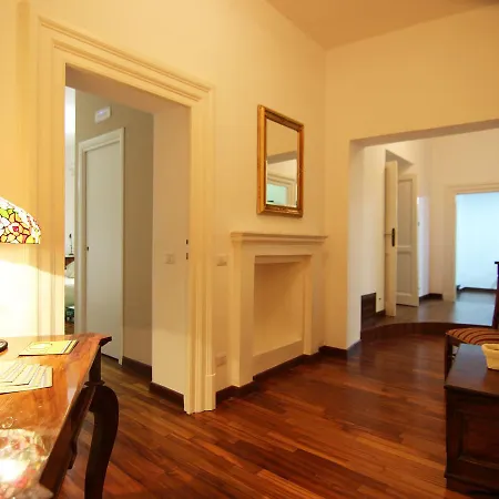 게스트하우스 Midnight In