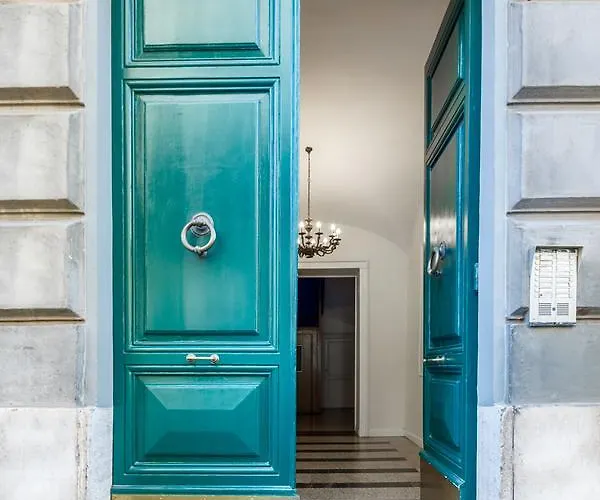 Midnight In Pensión 3*